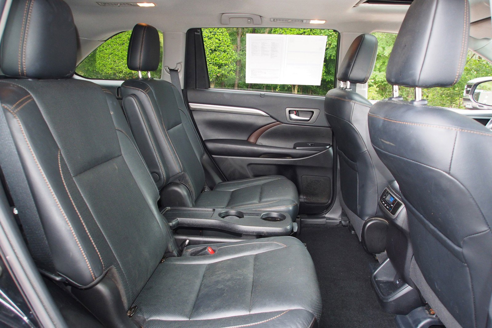 Used 2019 Toyota Highlander Limited FWD image 14