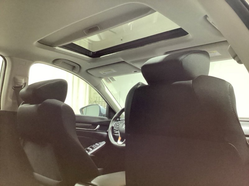 Used 2021 Honda Accord EX image 12