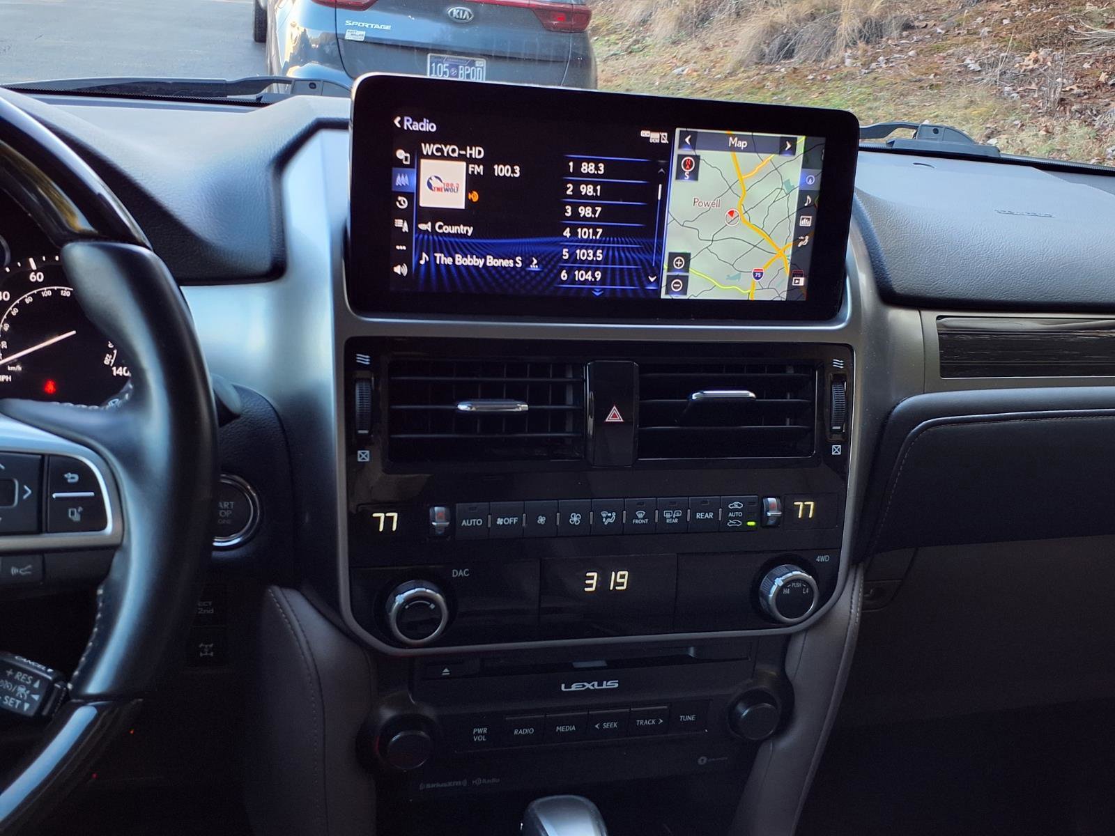 Used 2022 Lexus GX 460 Premium w/ Premium Package image 16