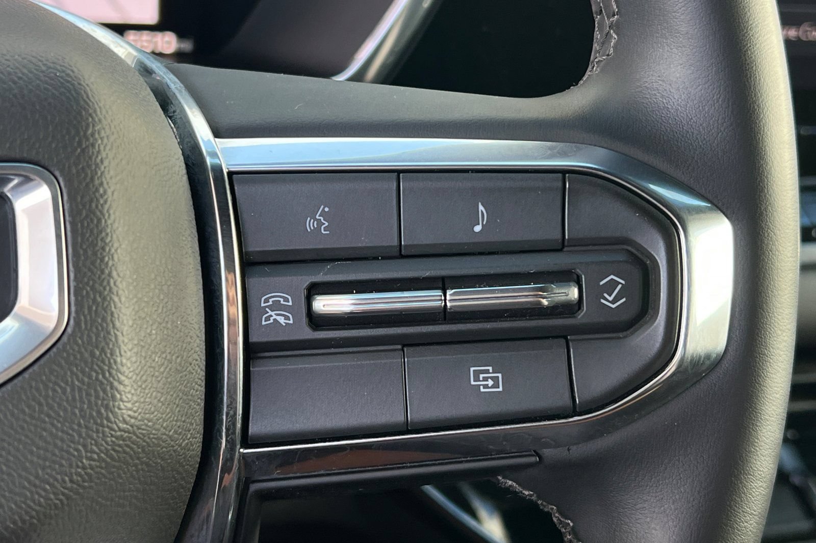 Used 2026 GMC Canyon Elevation RWD image 33