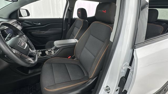 Used 2023 GMC Acadia AT4 image 10