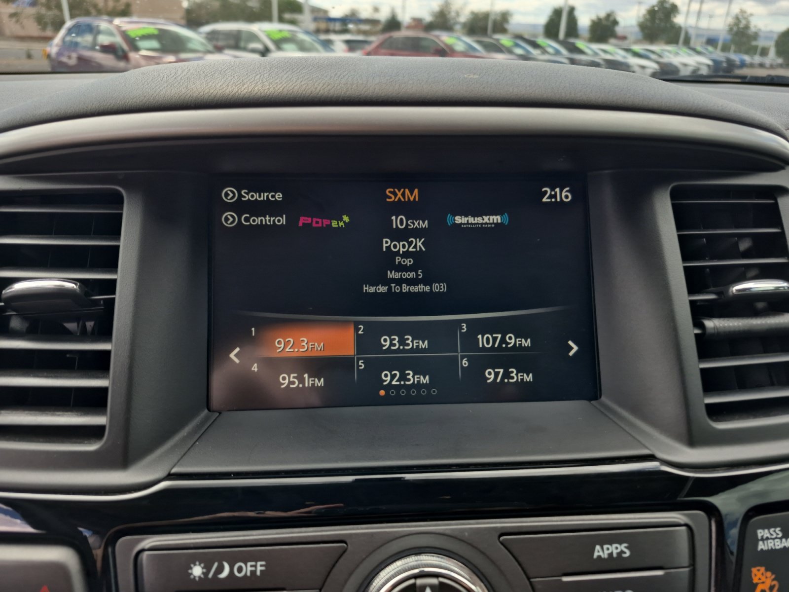 Used 2020 Nissan Pathfinder S FWD image 28
