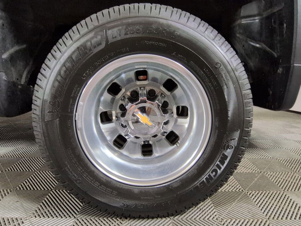 Used 2024 Chevrolet Silverado 3500 High Country w/ High Country Premium Package AWD/4WD image 11