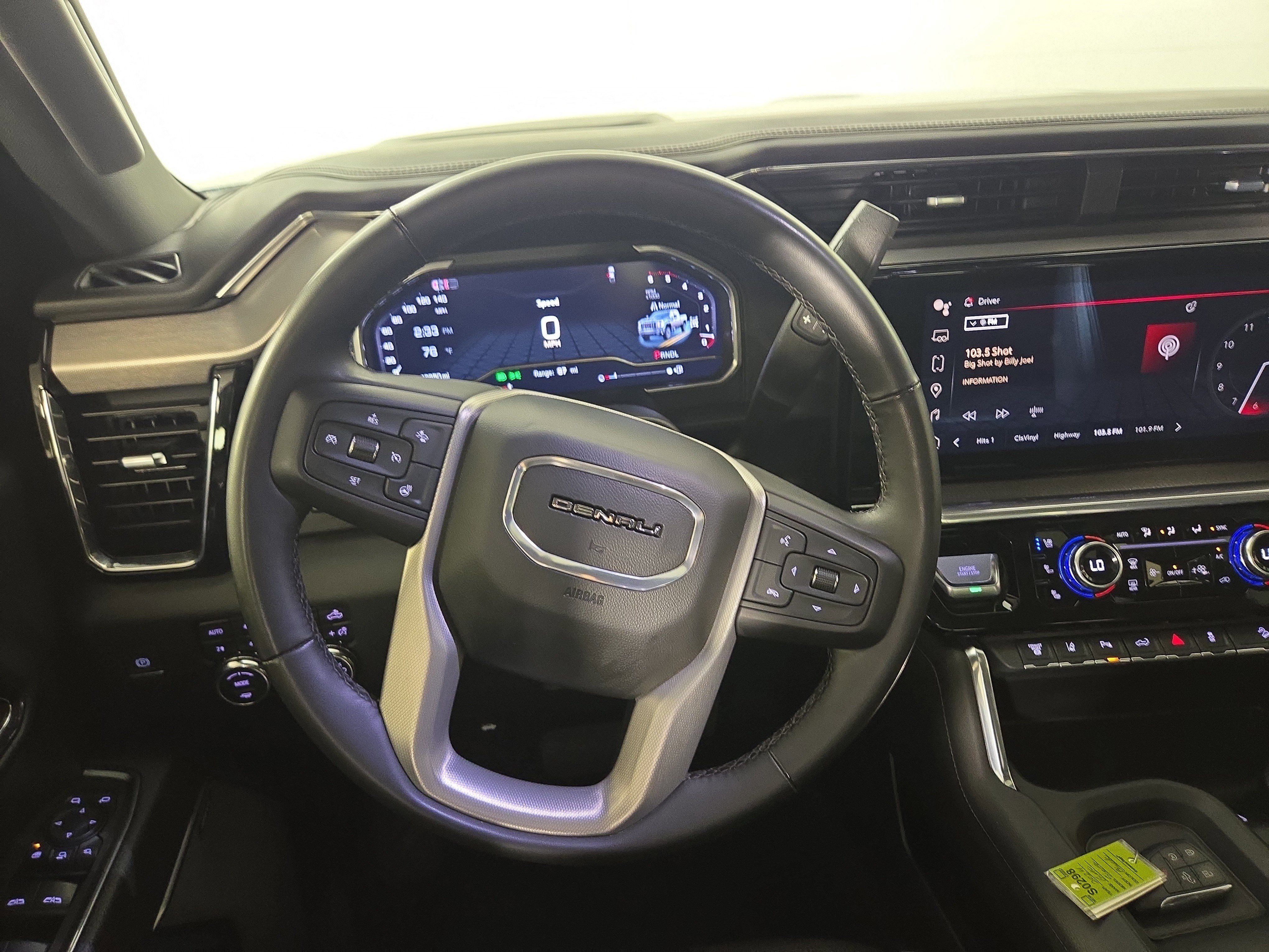 Used 2024 GMC Sierra 2500 Denali w/ Denali Reserve Package AWD/4WD image 14