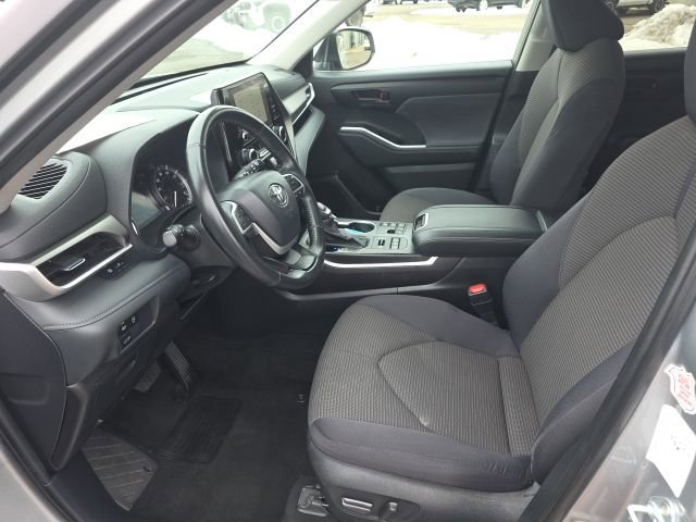 Certified 2024 Toyota Highlander LE image 8