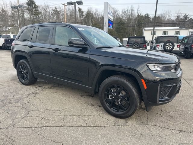 New 2026 Jeep Grand Cherokee Altitude AWD/4WD image 7