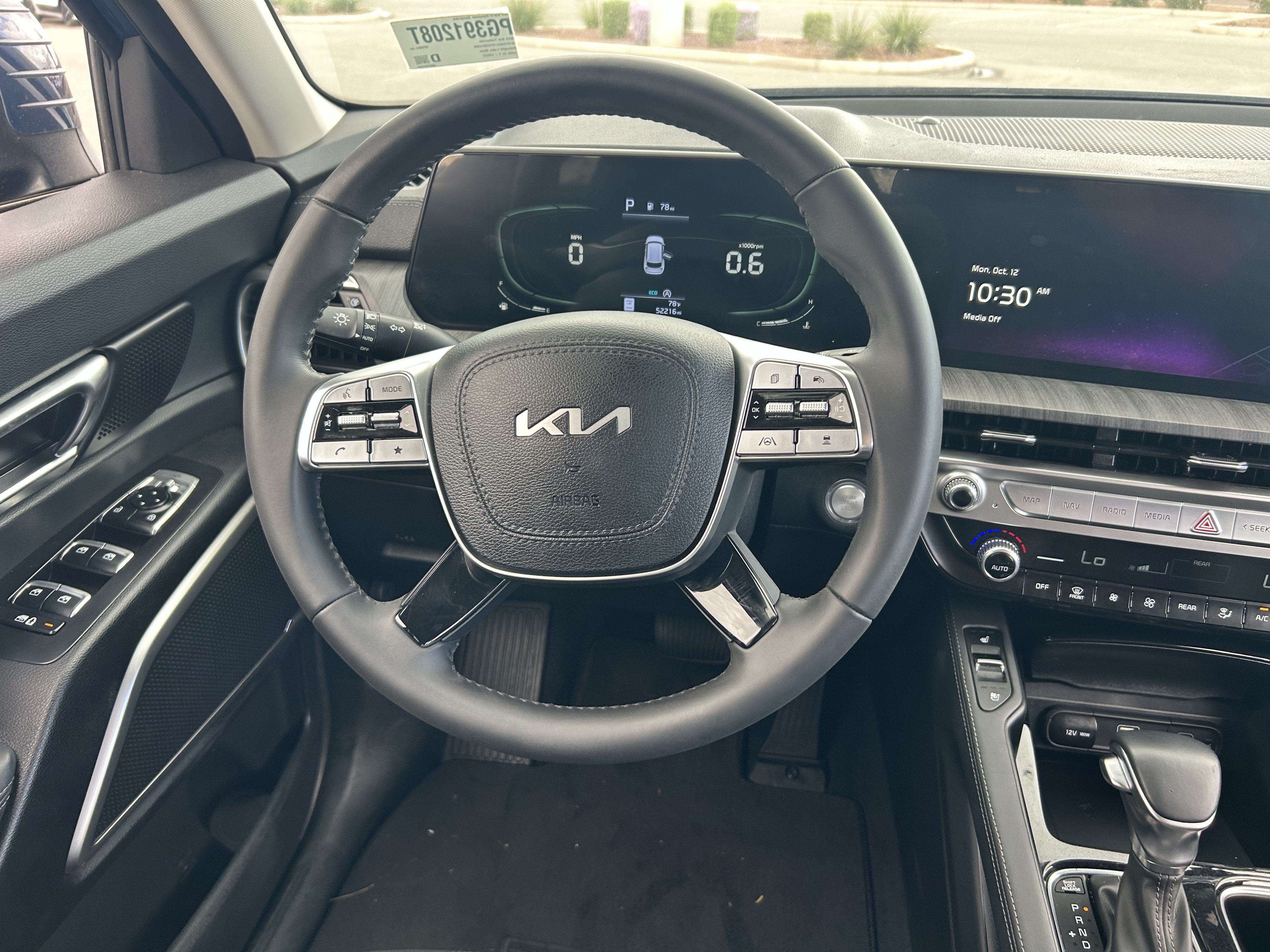 Certified 2023 Kia Telluride EX w/ EX Captain's Chair Package FWD image 23