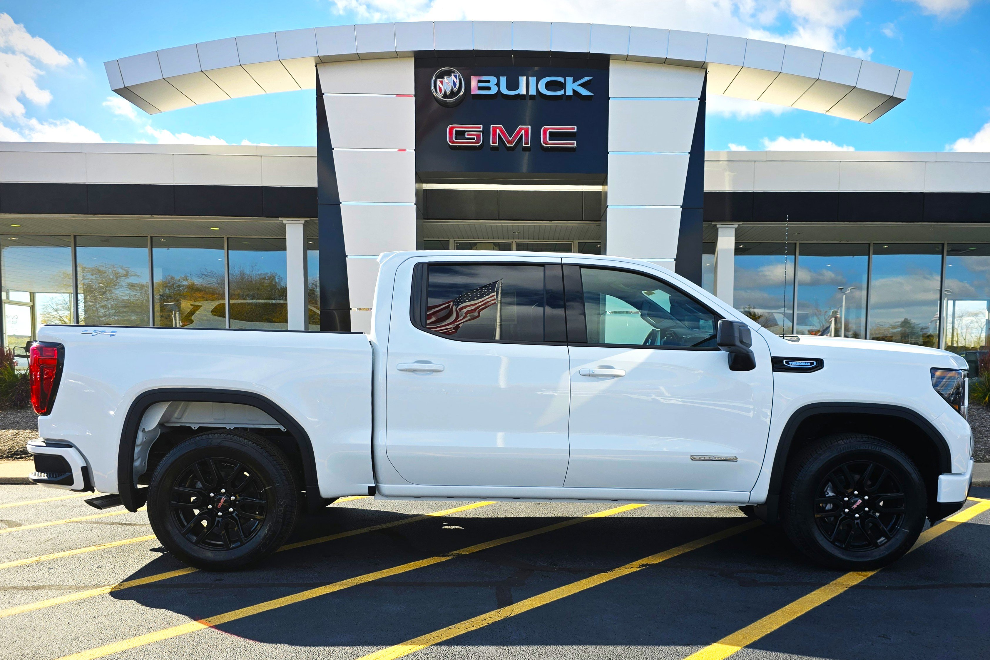 New 2026 GMC Sierra 1500 Elevation image 10