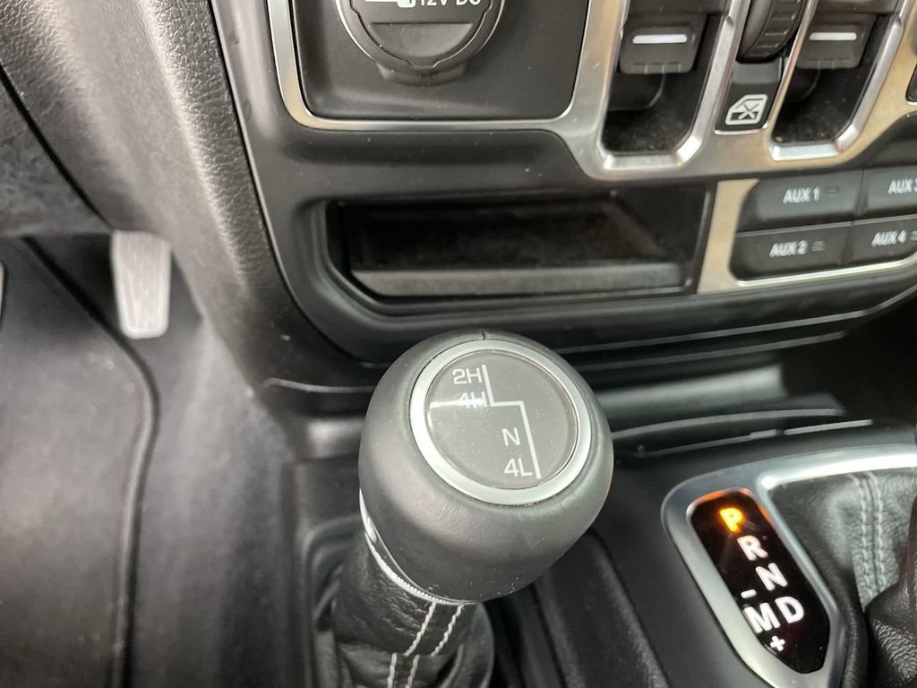 Used 2020 Jeep Wrangler Unlimited Sahara AWD/4WD image 27