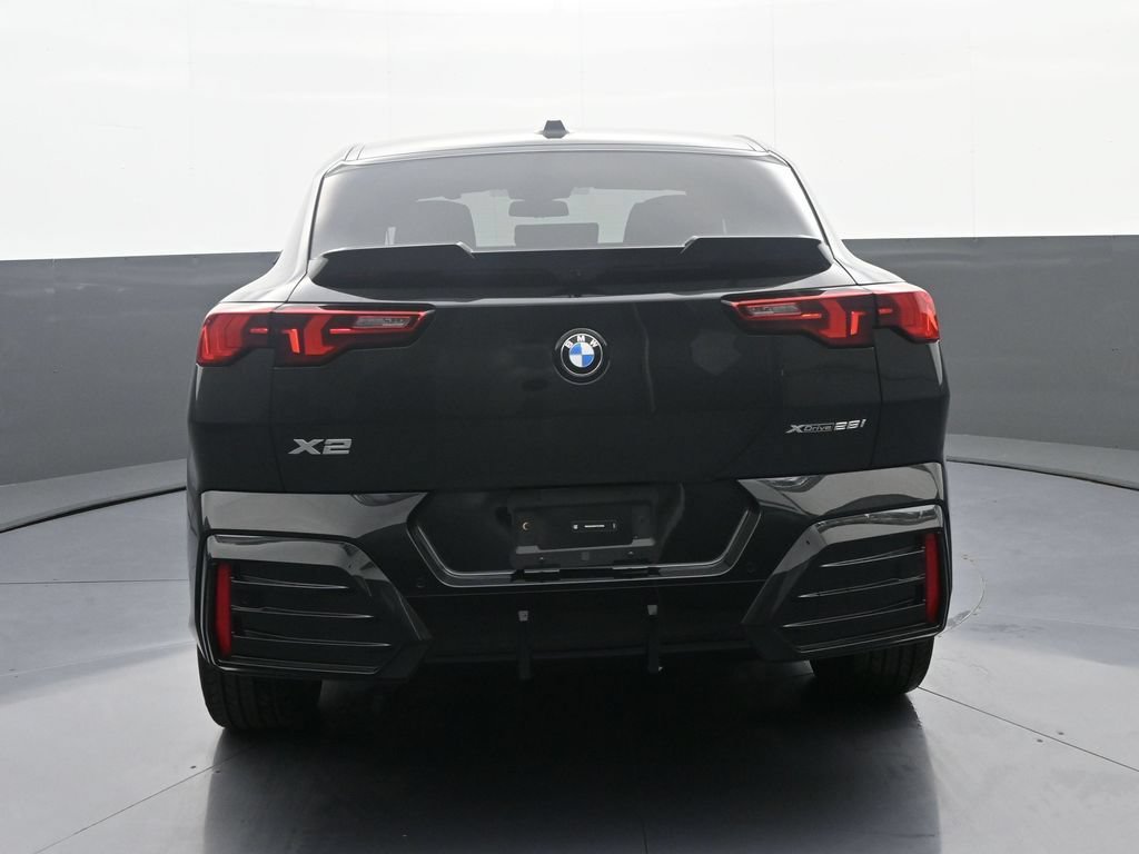 New 2026 BMW X2 xDrive28i w/ Technology Package AWD/4WD image 6