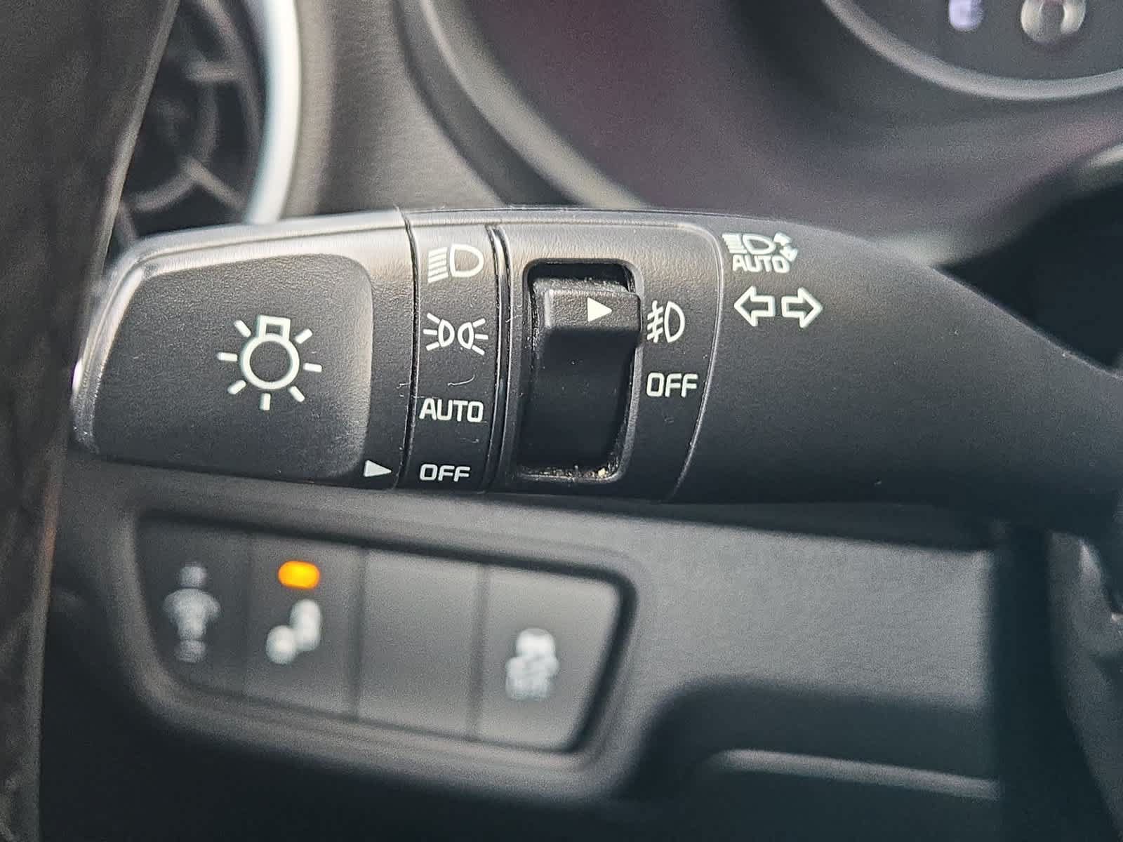 Used 2023 Kia Forte GT-Line w/ GT-Line Premium Package FWD image 27