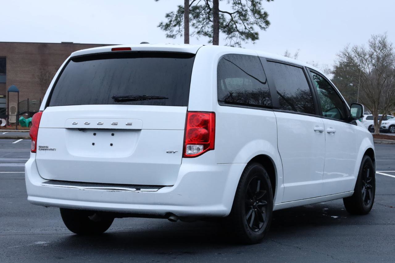 Used 2020 Dodge Grand Caravan GT image 4