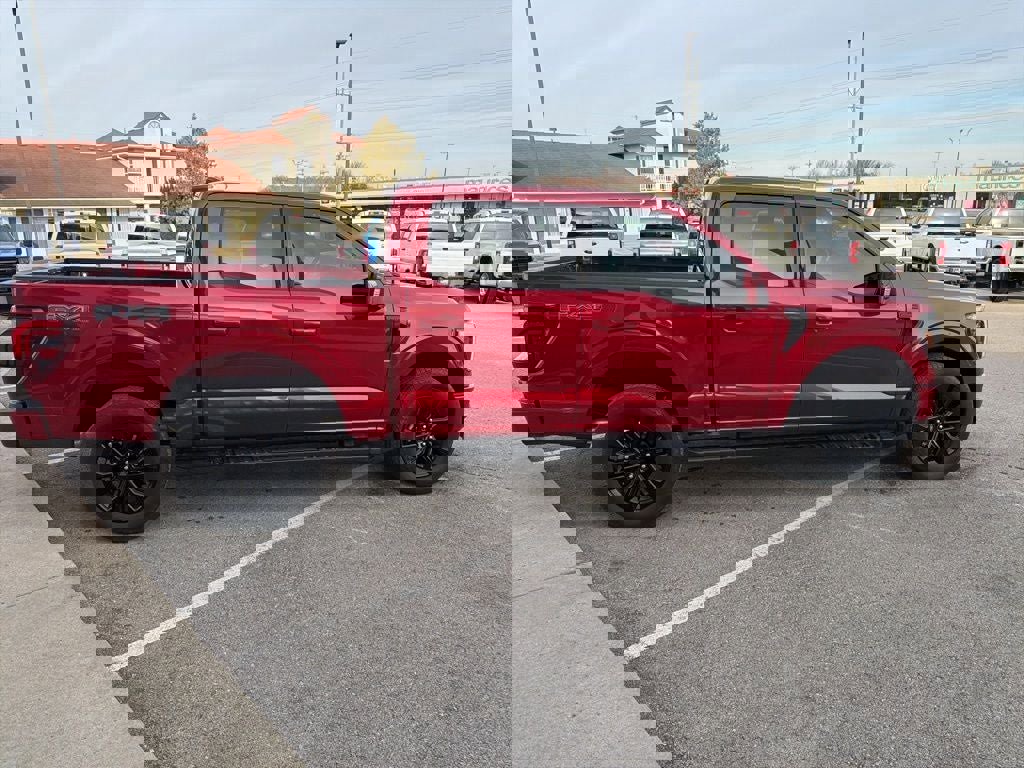 Used 2025 Ford F150 Lariat w/ Equipment Group 501A Mid image 6