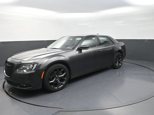 Used 2023 Chrysler 300 S RWD image 3