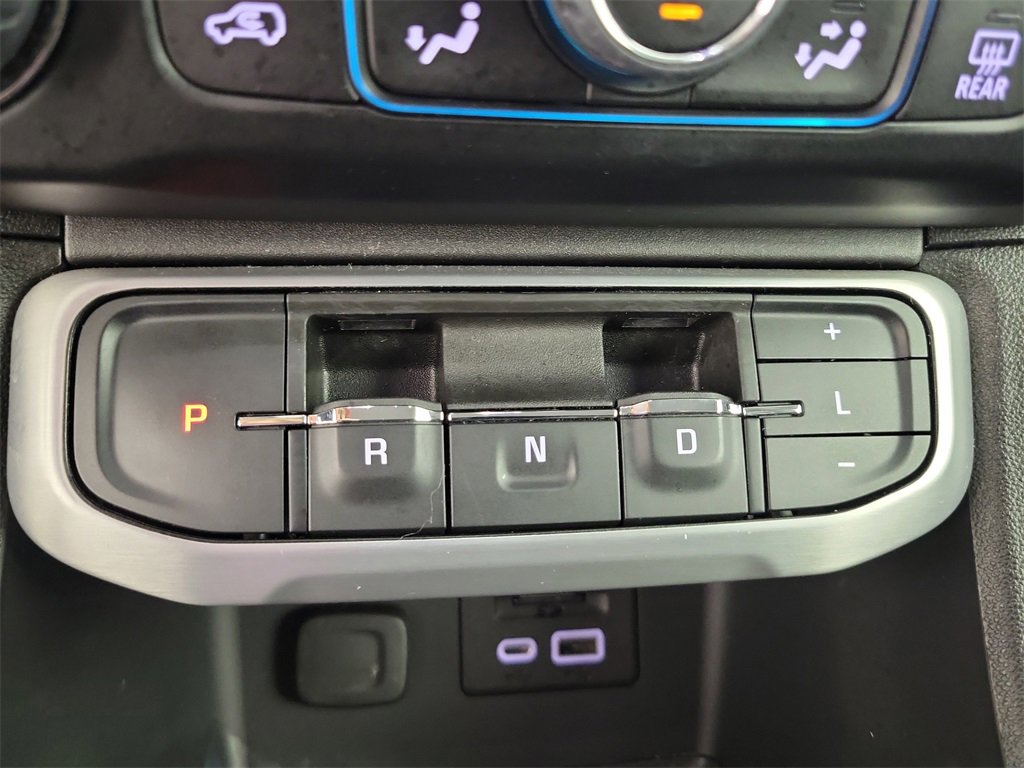 Used 2023 GMC Acadia SLT image 27