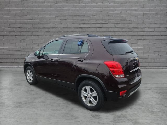 Used 2020 Chevrolet Trax LT FWD image 3