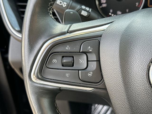 Used 2022 Buick Envision Essence w/ Safety Package image 34