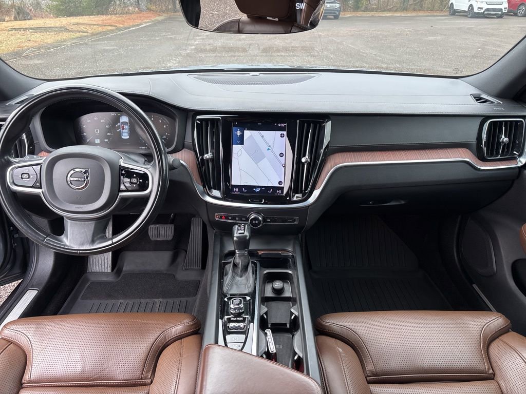 Used 2019 Volvo S60 T6 Inscription image 25