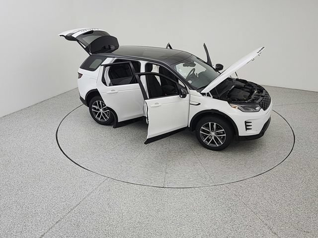 New 2026 Land Rover Discovery Sport Landmark AWD/4WD image 15