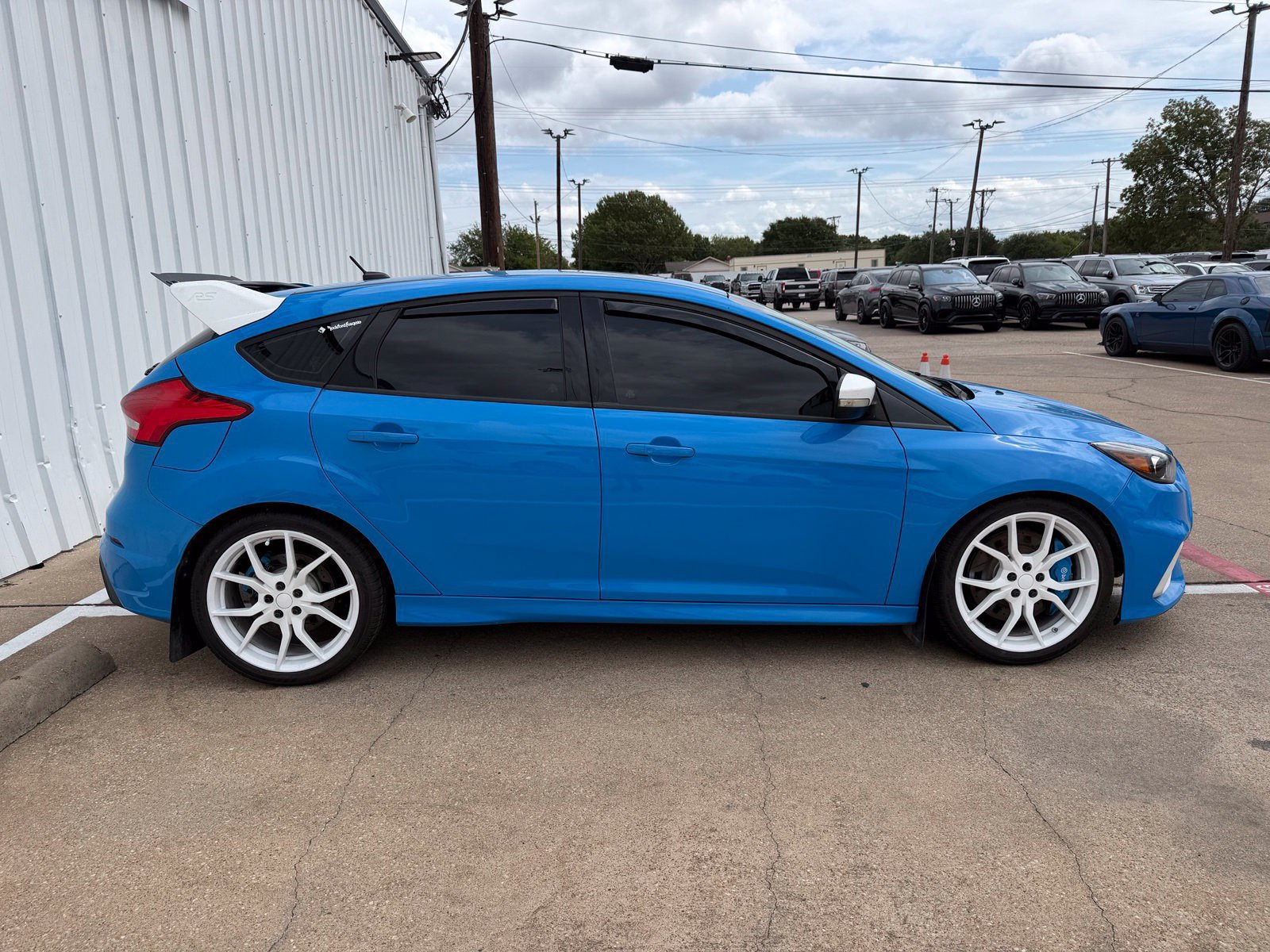 Used 2017 Ford Focus RS AWD/4WD image 9