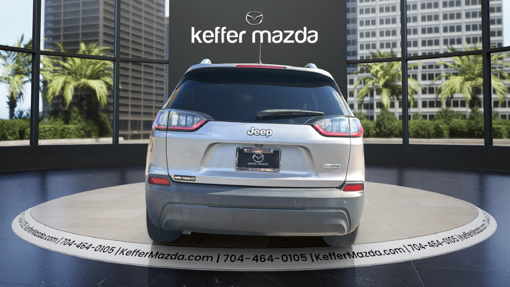 Used 2019 Jeep Cherokee Latitude Plus FWD image 6