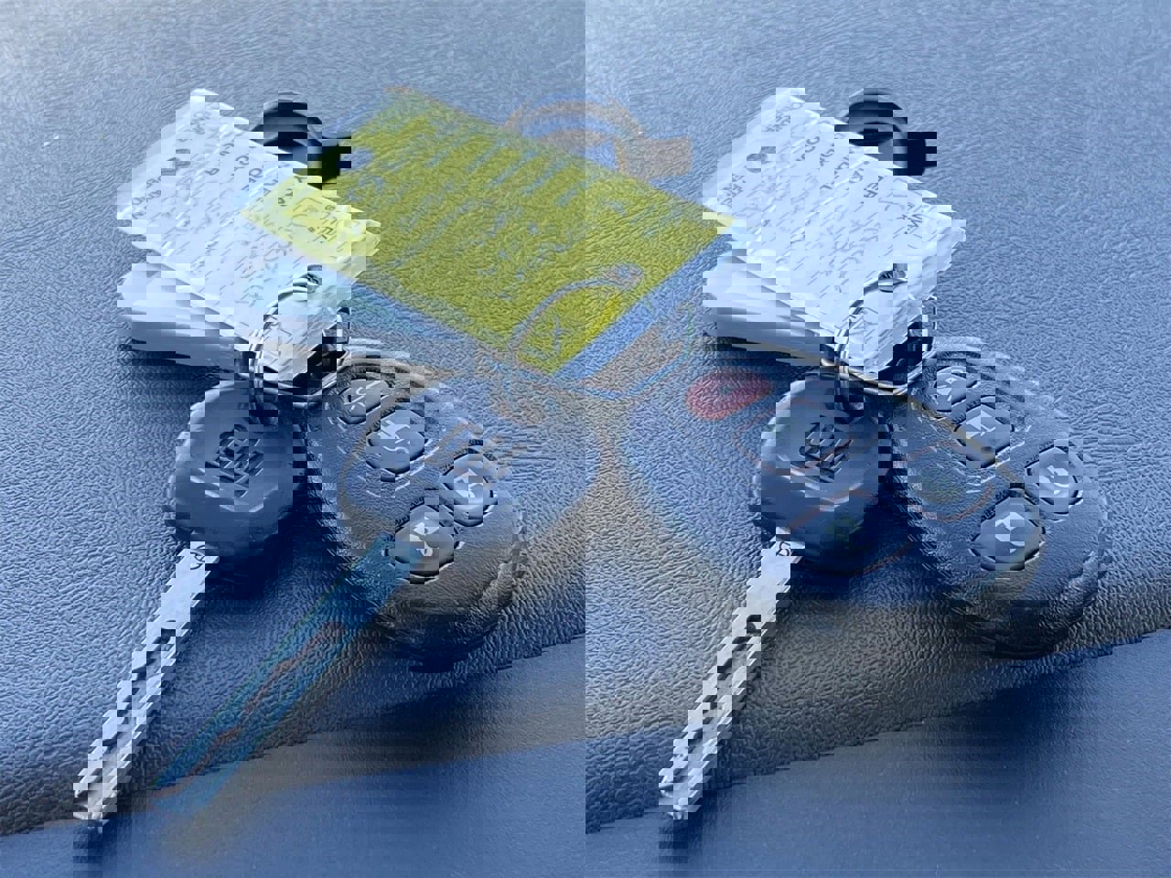 Used 2023 GMC Savana 2500 Extended w/ Driver Convenience Package image 32