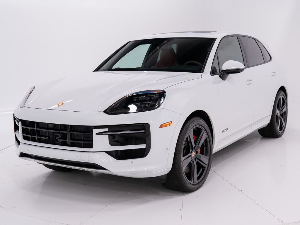 Used 2026 Porsche Cayenne GTS AWD/4WD image 1