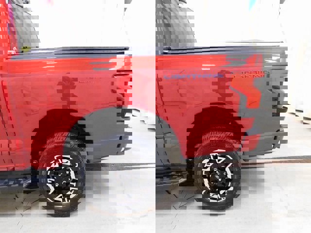 Used 2023 Ford F150 Lightning XLT image 14