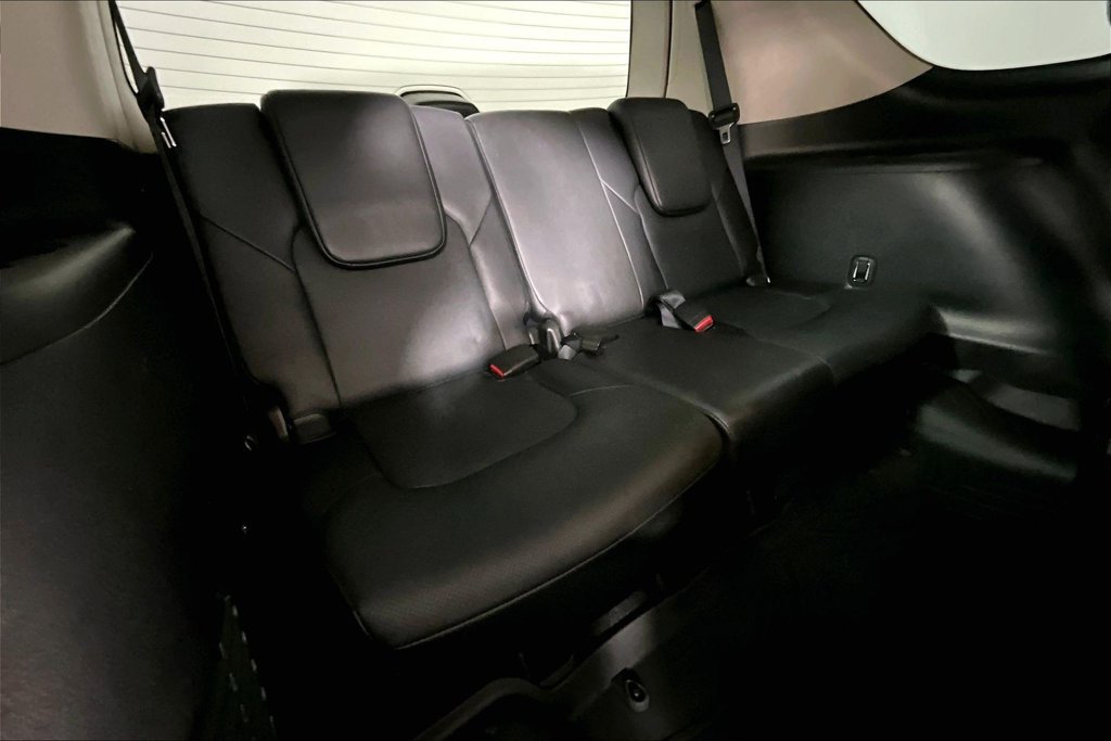 Used 2018 INFINITI QX80 2WD w/ Deluxe Technology Package image 28