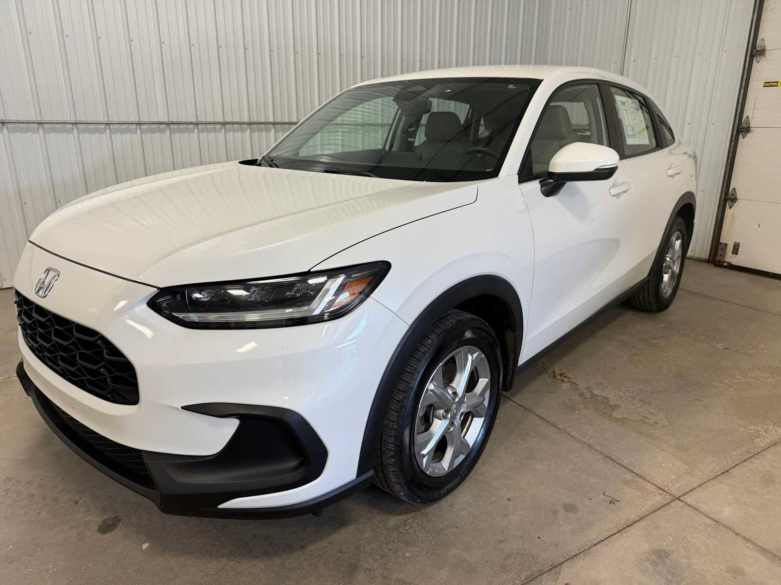 Used 2023 Honda HR-V LX image 6