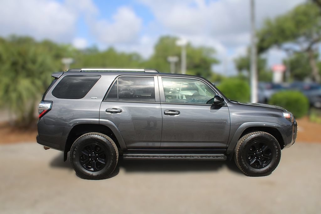 Used 2022 Toyota 4Runner SR5 Premium AWD/4WD image 5