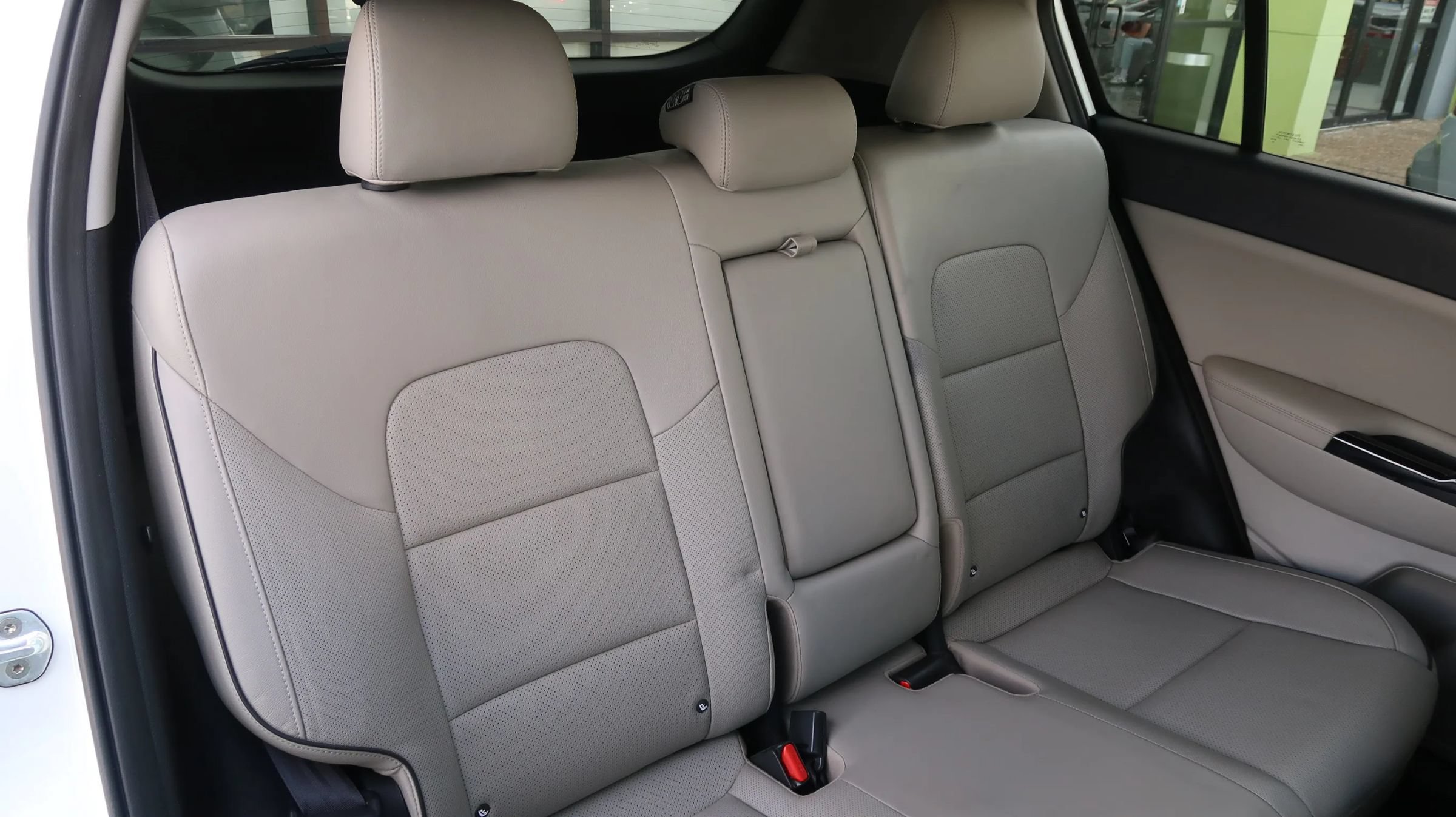 Used 2020 Kia Sportage EX w/ Option Group 15 FWD image 24