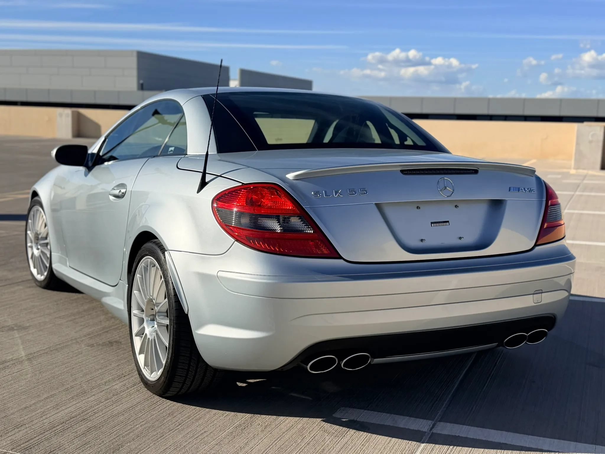 Used 2005 Mercedes-Benz SLK 55 AMG image 7