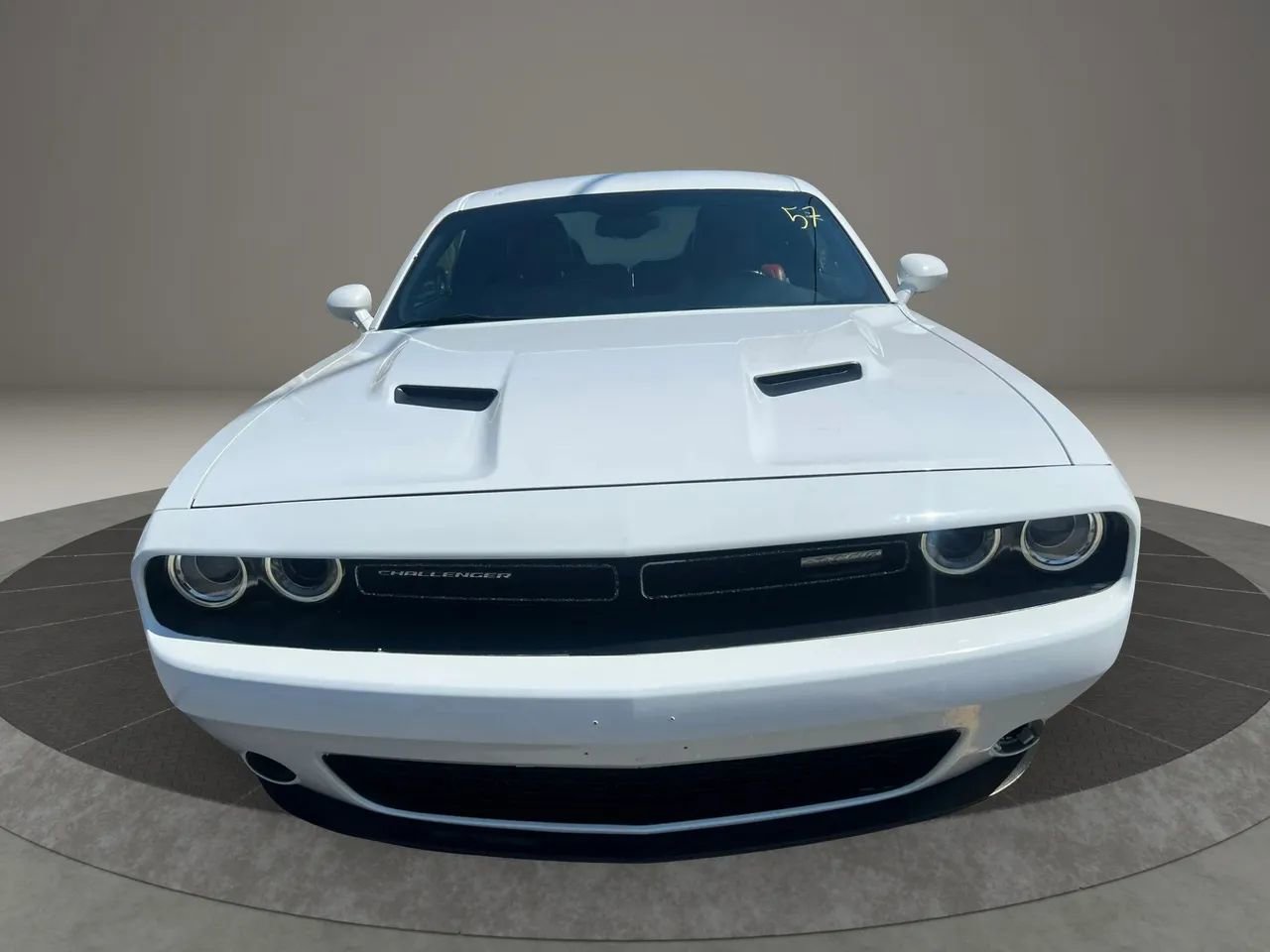 Used 2018 Dodge Challenger SXT RWD image 2