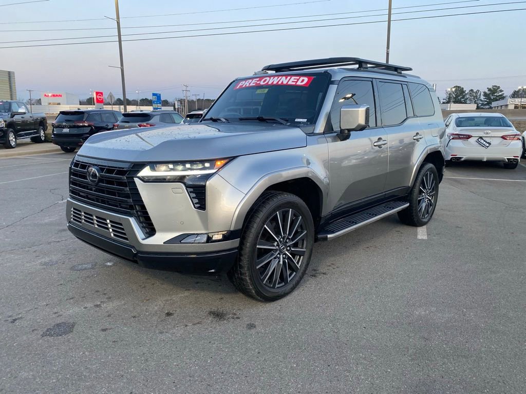 Used 2024 Lexus GX 550 w/ Accessory Package (Z1) image 3