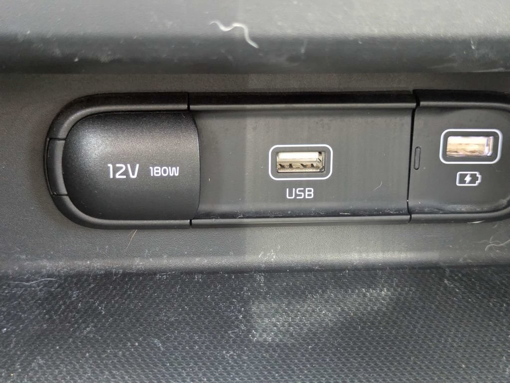 Used 2023 Kia Seltos S w/ Navigation Package FWD image 22