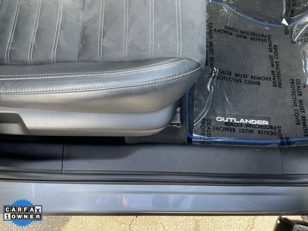 Used 2023 Mitsubishi Outlander SE image 71