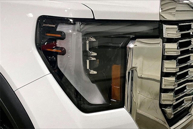 Certified 2025 GMC Sierra 2500 Denali w/ Technology Package image 4