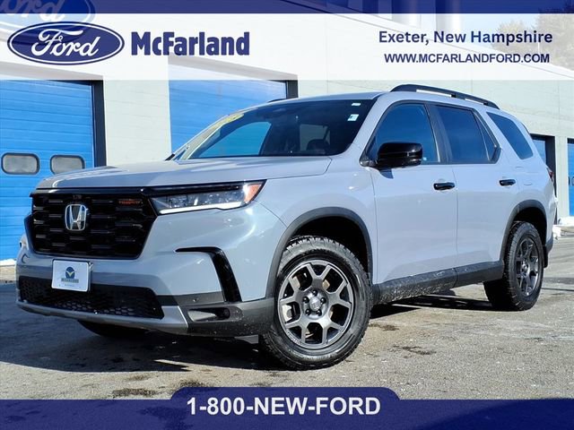 Used 2025 Honda Pilot TrailSport