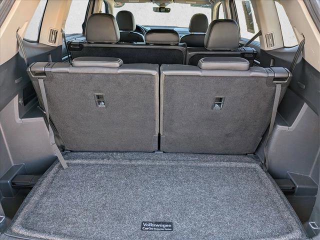 Used 2022 Volkswagen Atlas SEL R-Line AWD/4WD image 19