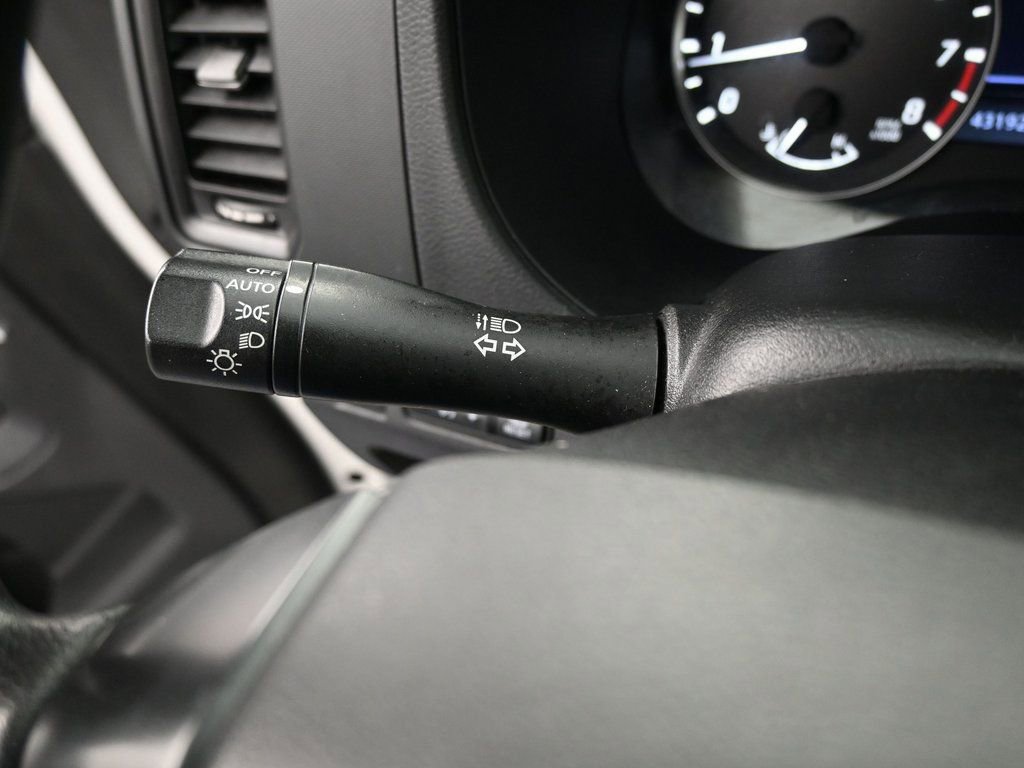 Used 2022 Nissan Frontier S RWD image 17