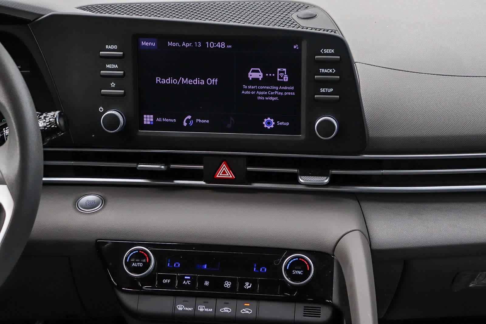 Used 2023 Hyundai Elantra SEL image 14