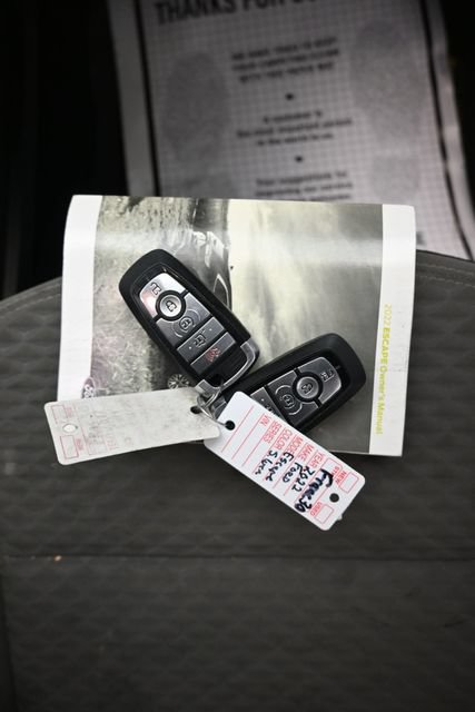 Used 2022 Ford Escape SE w/ Convenience Package AWD/4WD image 9