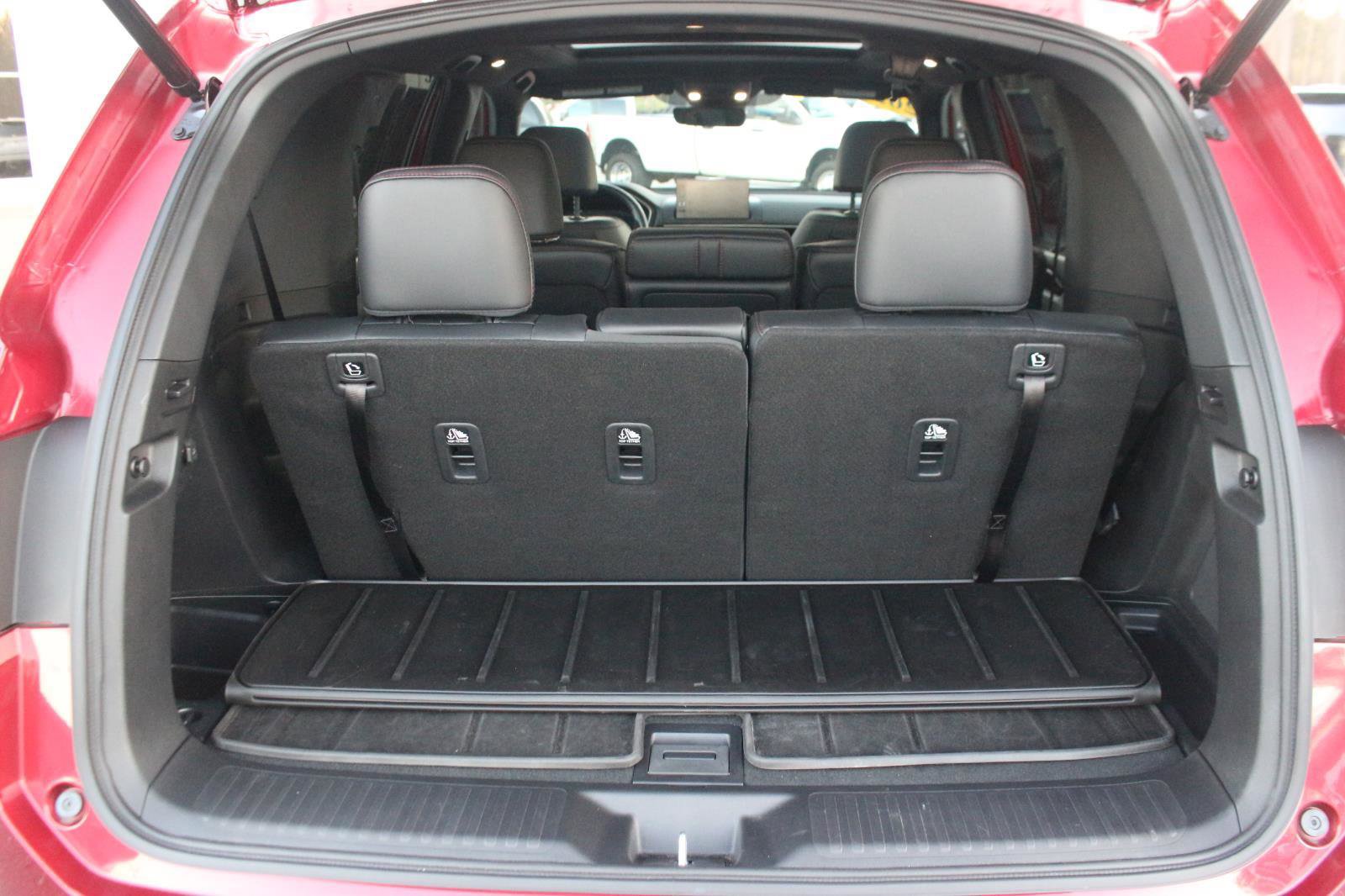 Used 2025 Honda Pilot Black Edition image 11