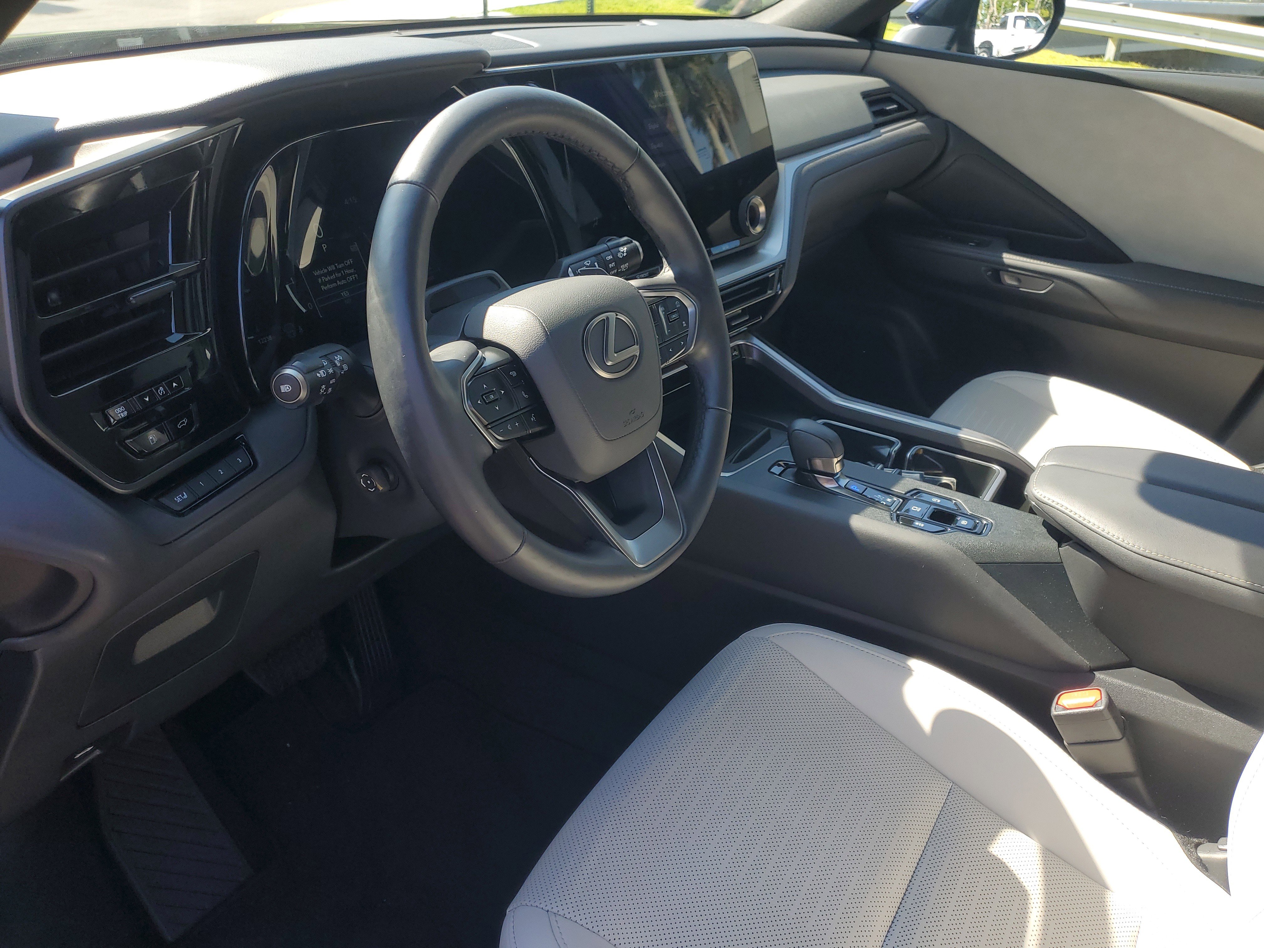 Used 2025 Lexus TX 350 FWD w/ Technology Package image 17