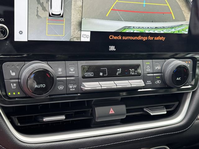 Used 2024 Toyota Grand Highlander Limited image 19