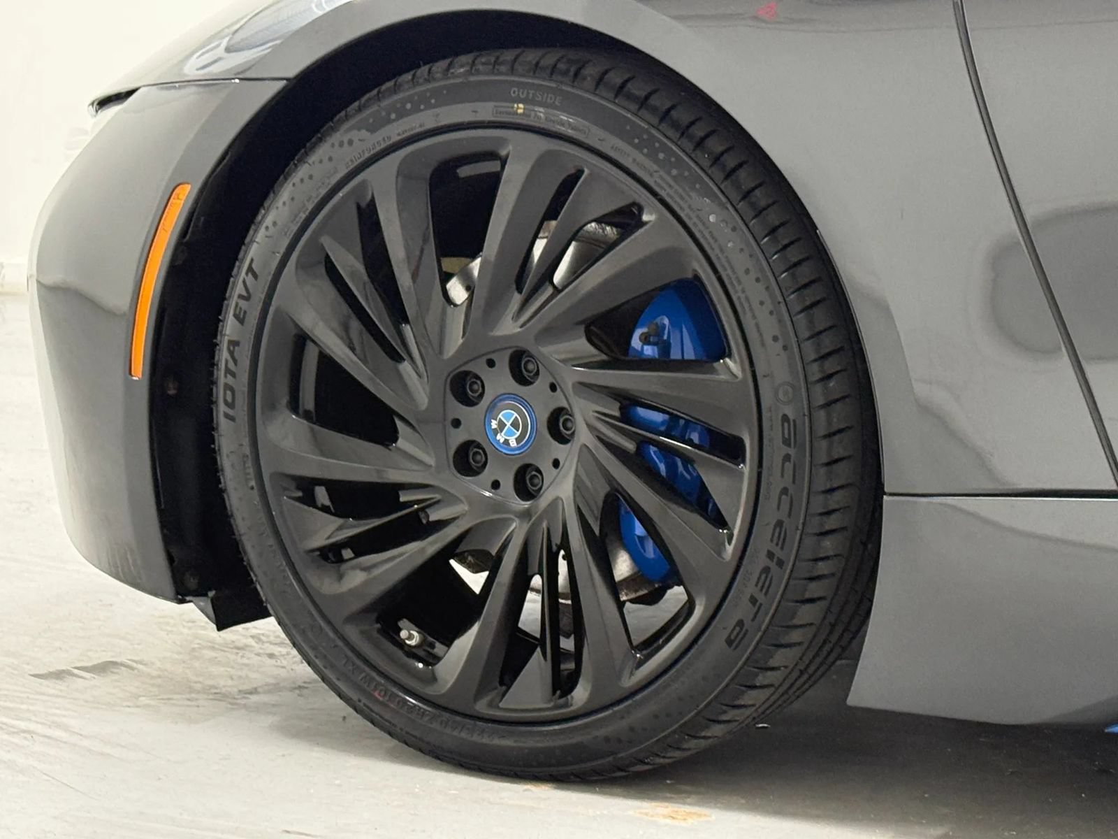 Used 2016 BMW i8 AWD/4WD image 34