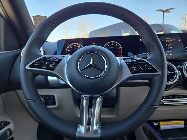 New 2026 Mercedes-Benz GLB 250 4MATIC image 16
