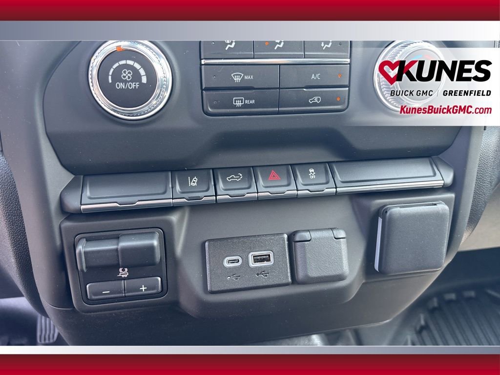 New 2025 GMC Sierra 3500 Pro image 27