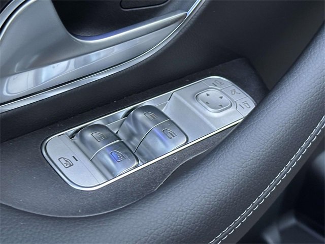 New 2026 Mercedes-Benz GLS 580 4MATIC image 18